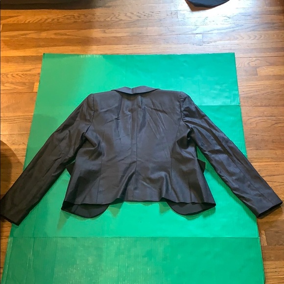 Vintage 2 Piece Women’s Armani suit. - Picture 3 of 6